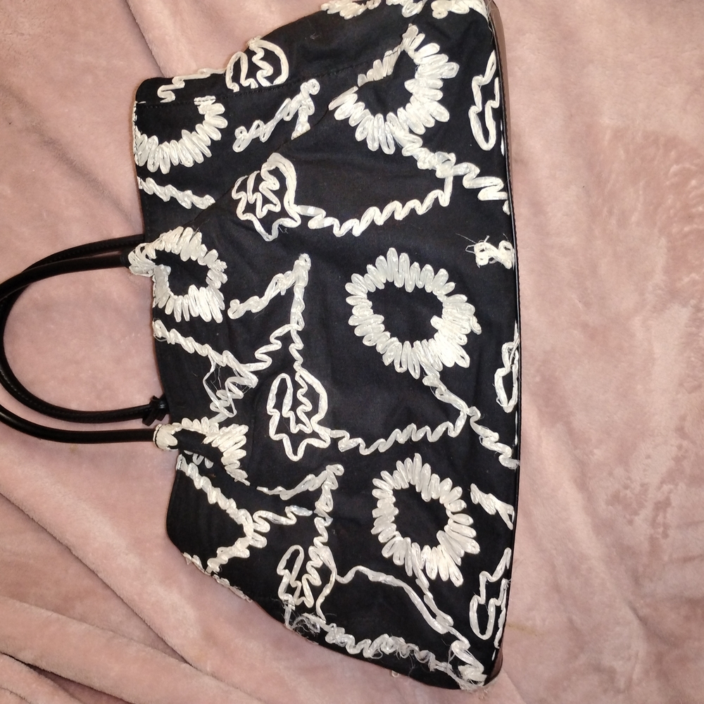 Jones New York Black Tote with White Embroidered Pattern Obo